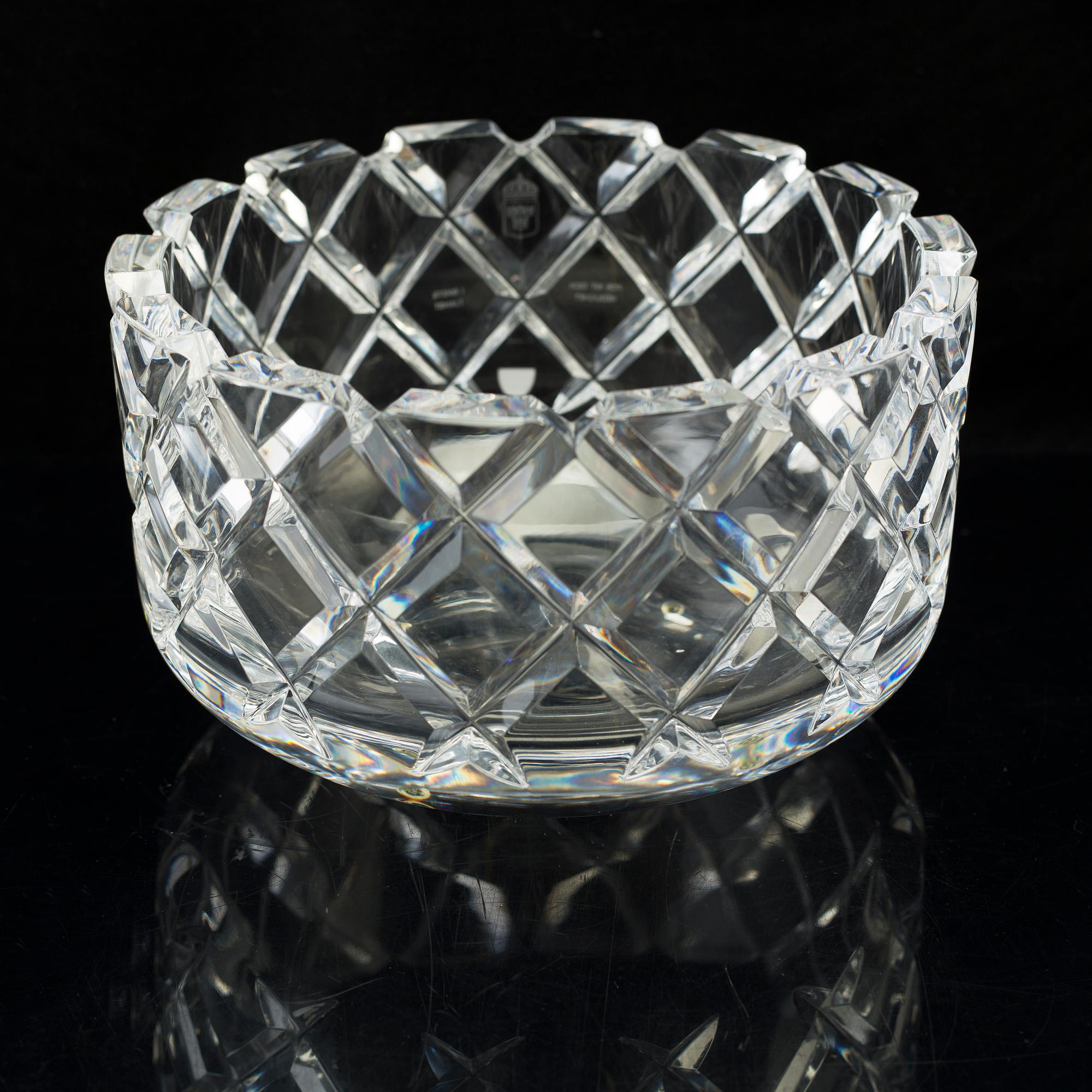 GUNNAR CYRÉN, a 'Sofiero' glass bowl from Orrefors.