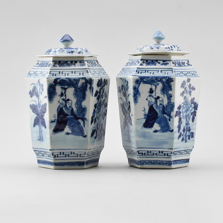 LOCKURNOR, 1 par, porslin, Kina, 1900-tal.