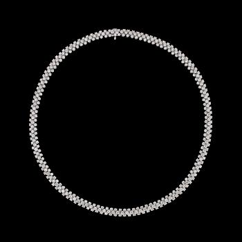 957. COLLIER, 369 briljantslipade briljanter, tot. ca 20,75 ct, Frankrike.