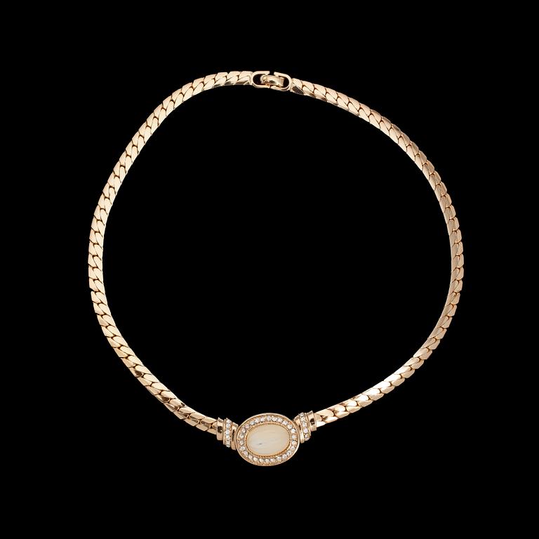 A 1980s necklace by Christian Dior.