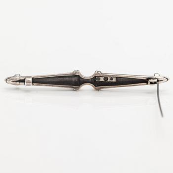 Brosch "Älghuvud", sterlingsilver. Kalevala Koru, Helsingfors.