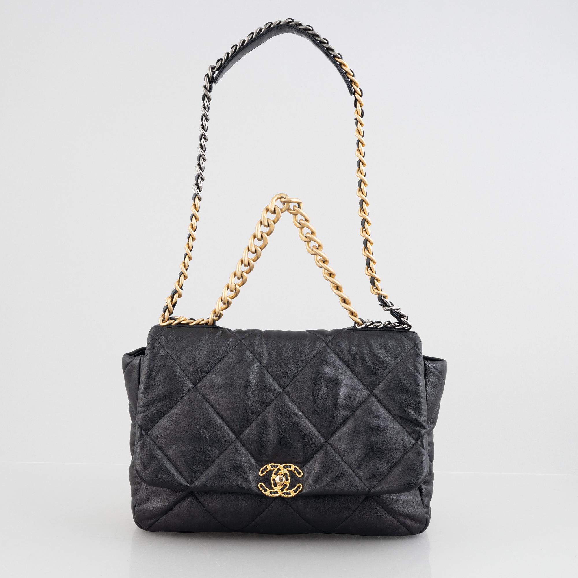 Chanel, väska, "19 large flap bag", 2019.