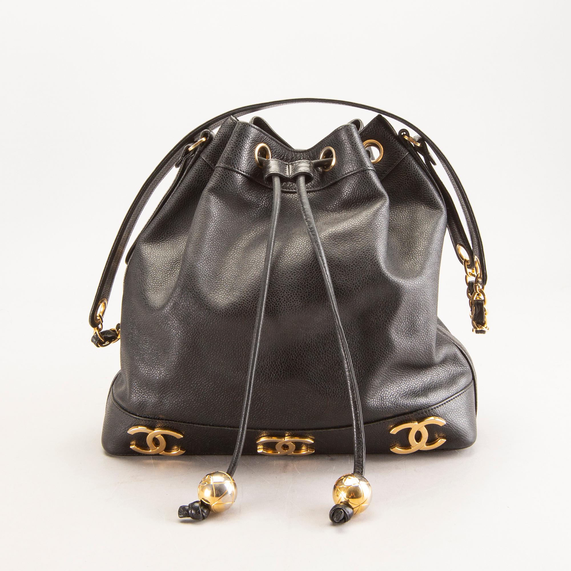 Chanel,.