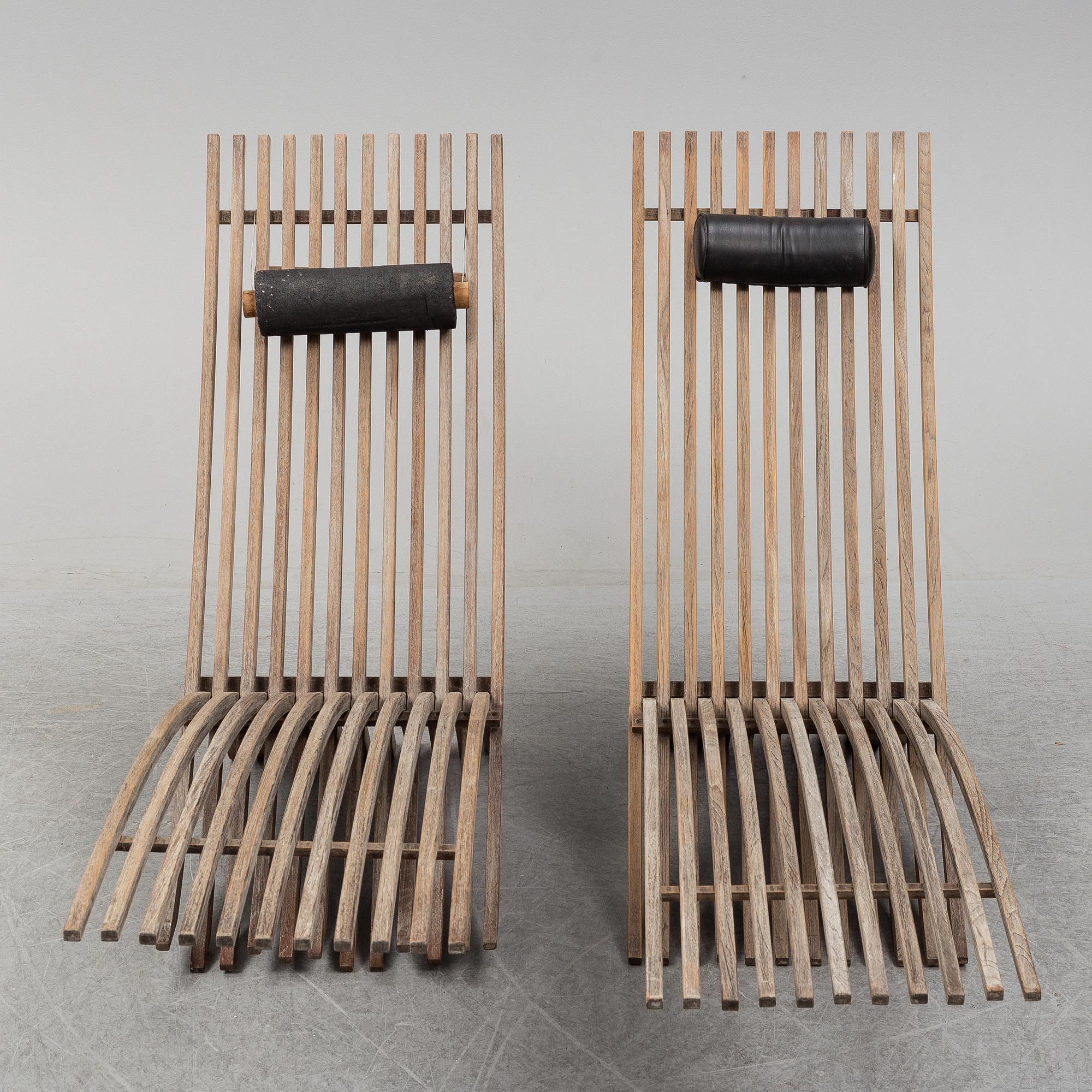 NILS-OLE ZIB, a pair of teak deck chairs, 'Nozib', Bergaform.