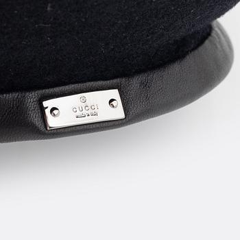 Gucci, a black wool beret, size S.