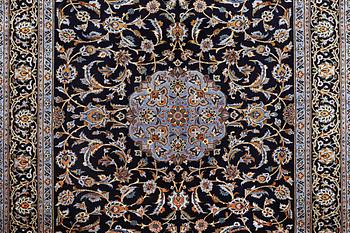 Matta, Keshan, ca 278 x 208 cm.