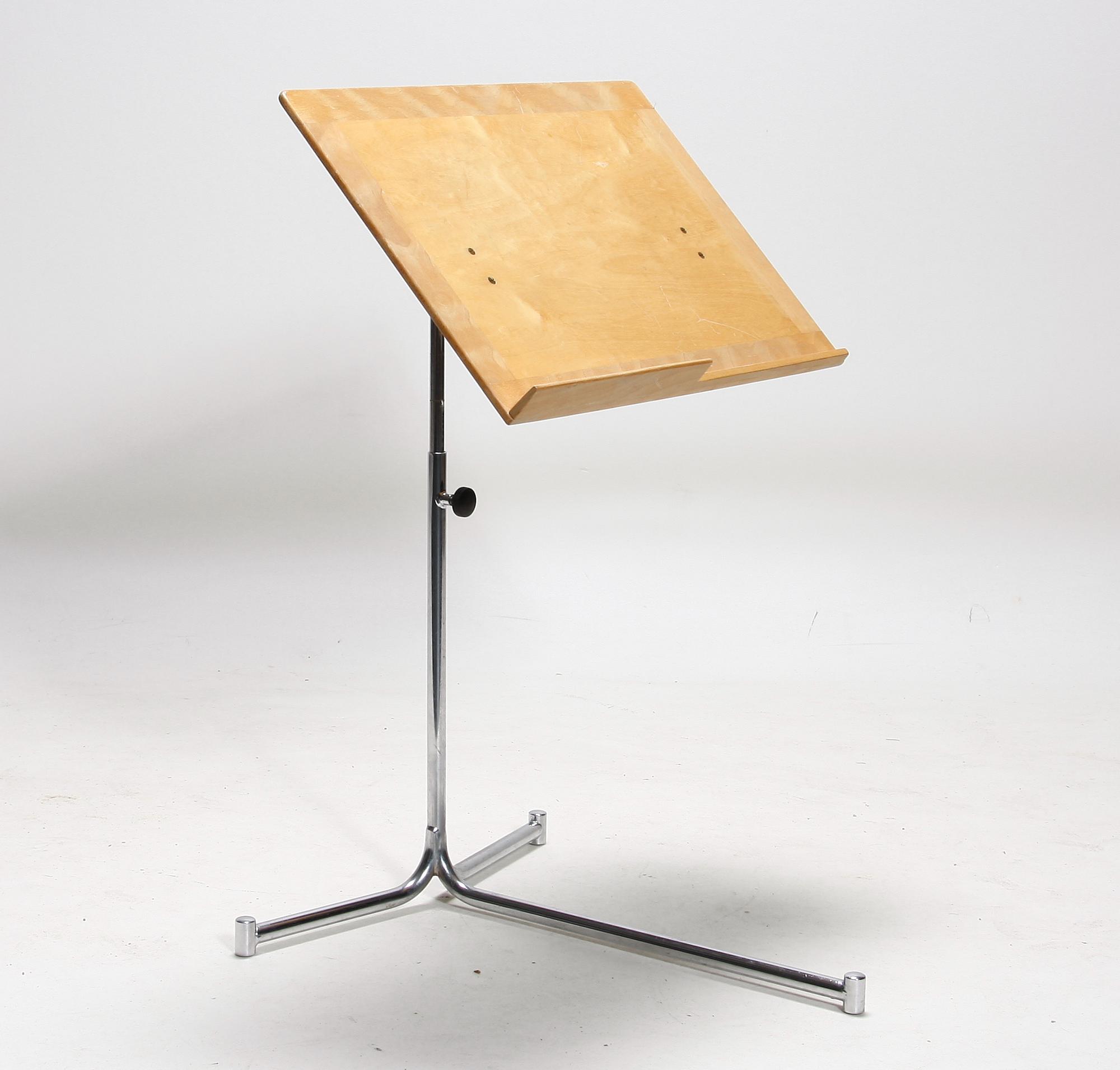 LÄSBORD, Bruno Mathsson, Firma Karl Andersson, Värnamo. Brännmärkt, 1972.