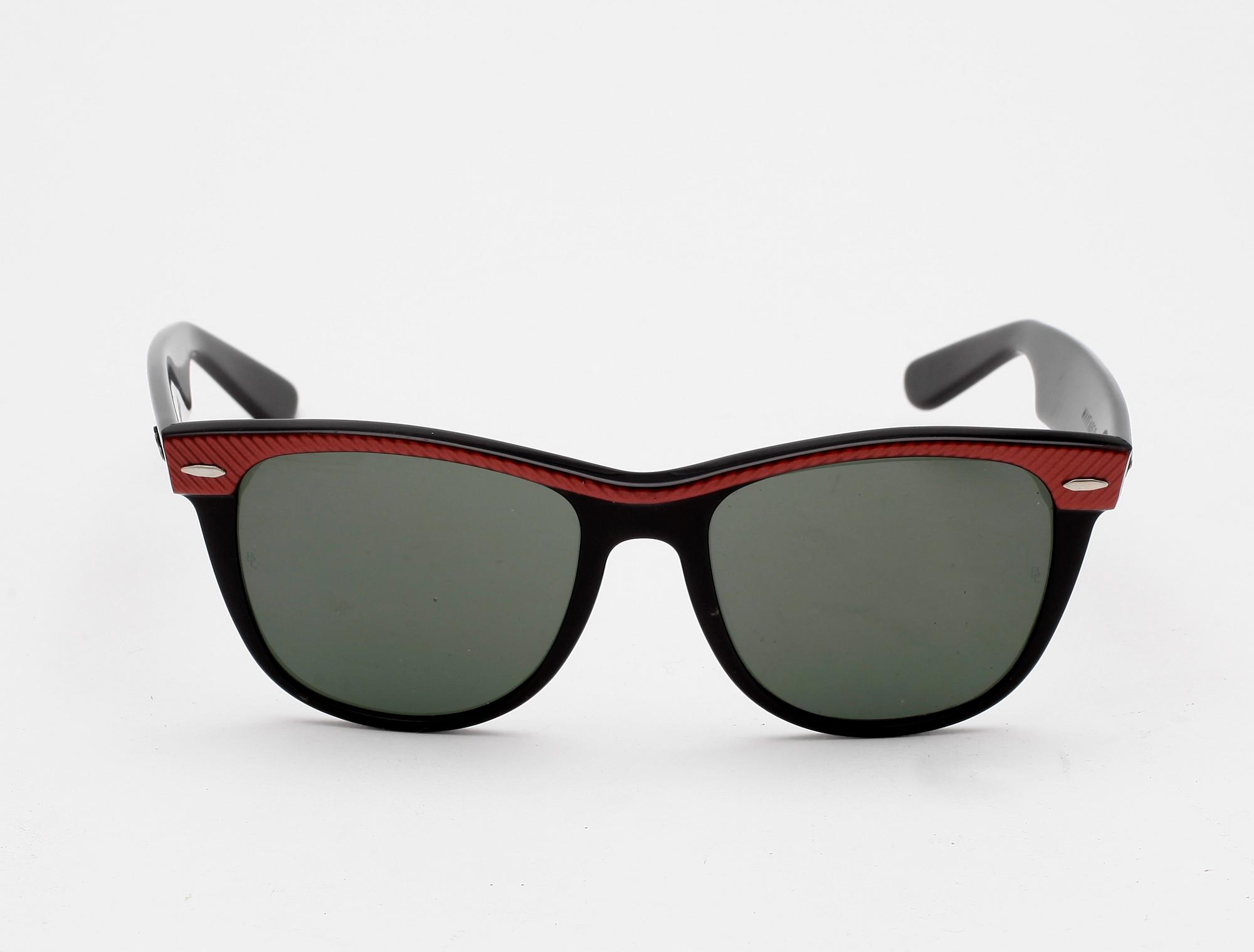 SOLGLASÖGON, "Wayfarer II", Ray Ban.