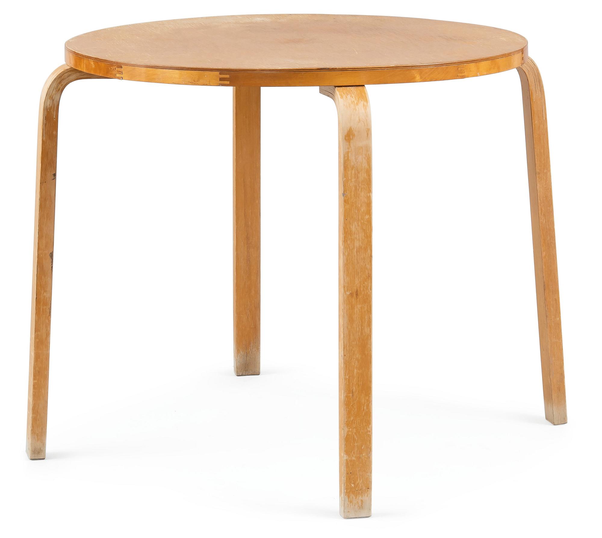 Alvar Aalto, A TABLE.