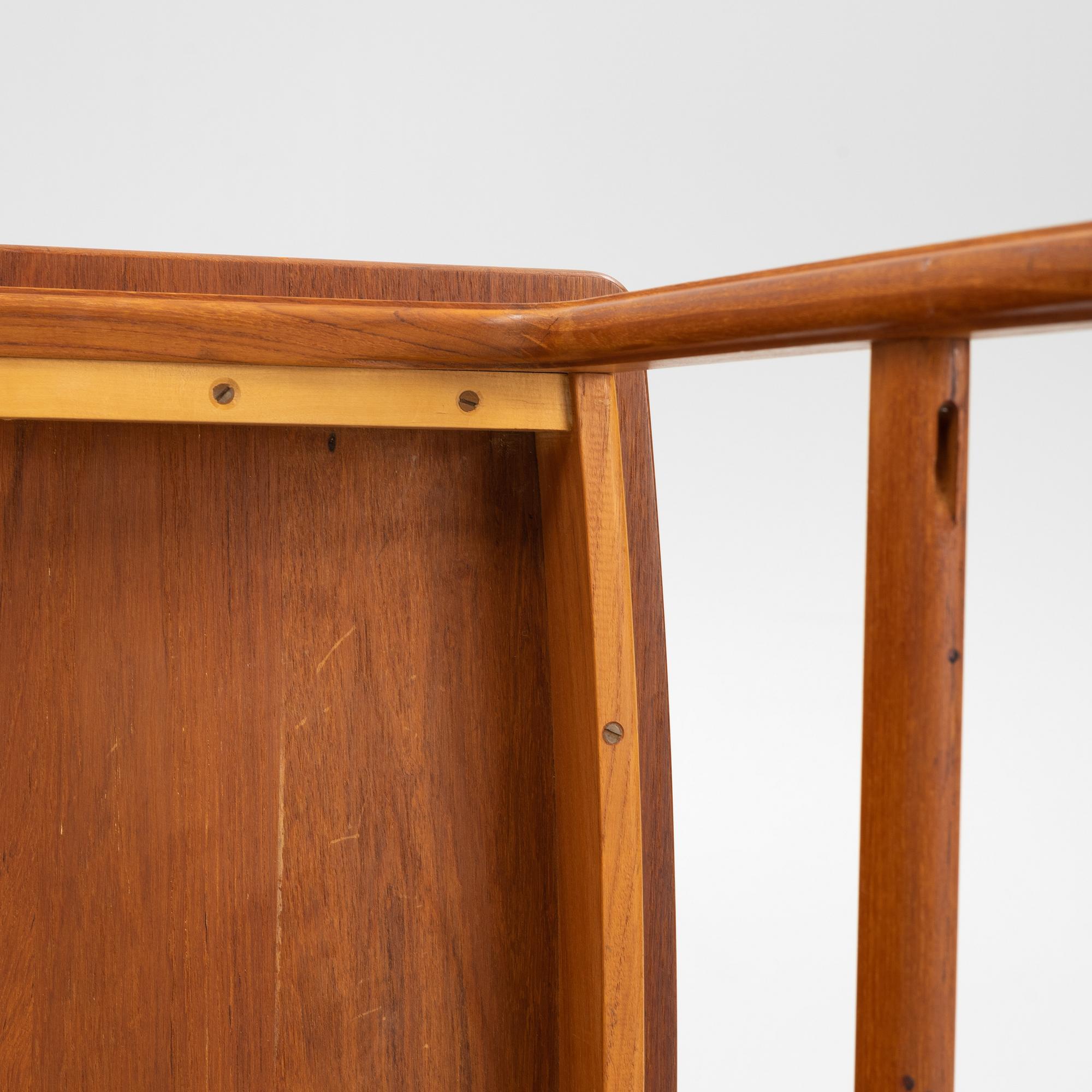 Tove & Edvard Kindt Larsen, a teak-veneered coffee table, Seffle Möbelfabrik, Sweden, 1960's.
