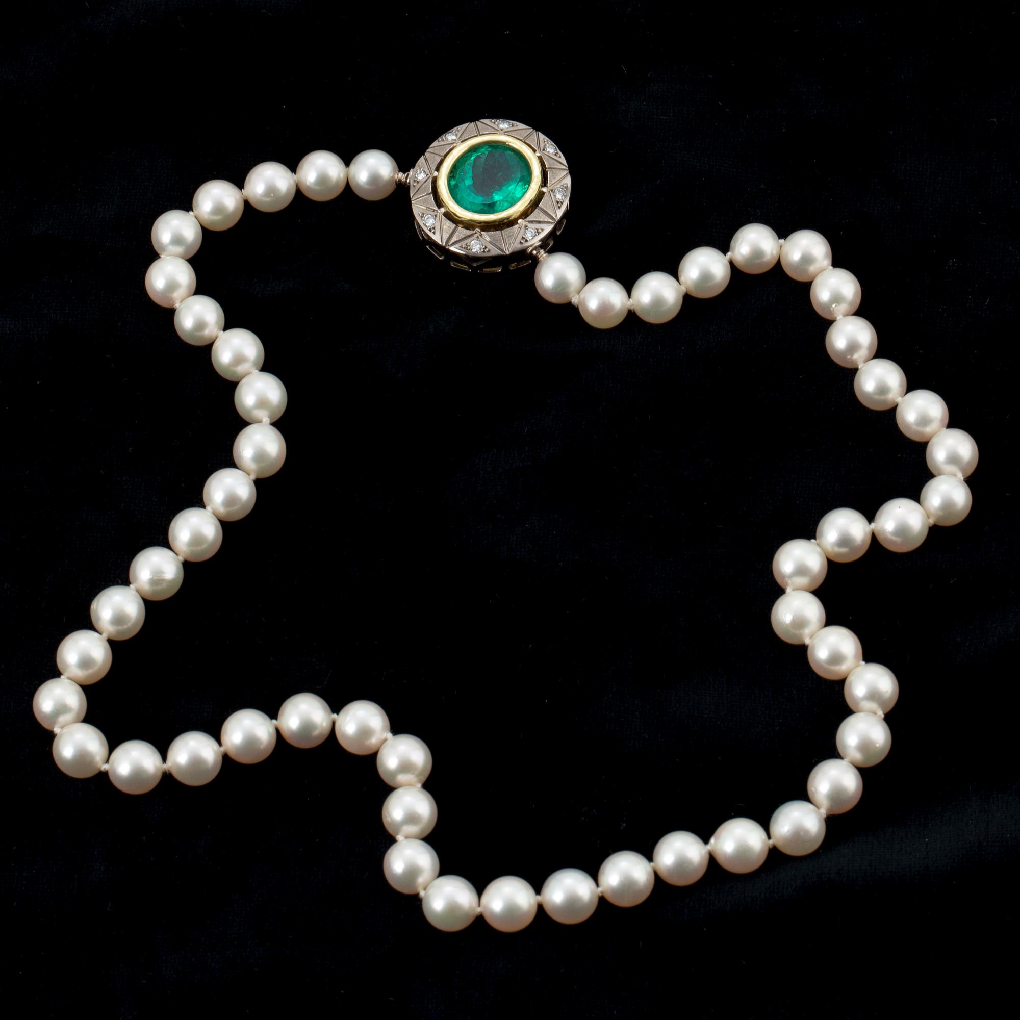 Cultured pearl necklace, clasp.