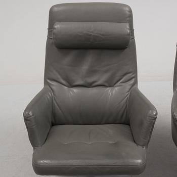 A pair of "Spider Roto" easy chairs, Kenneth Bergenblad by Dux.