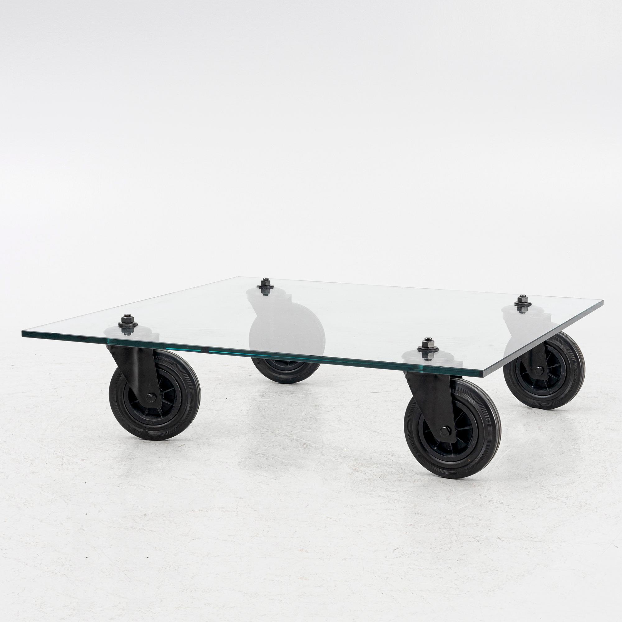 Gae Aulenti, coffee table, "Table with Wheels", Fontana Arte, Italy late 20th century/21st century.