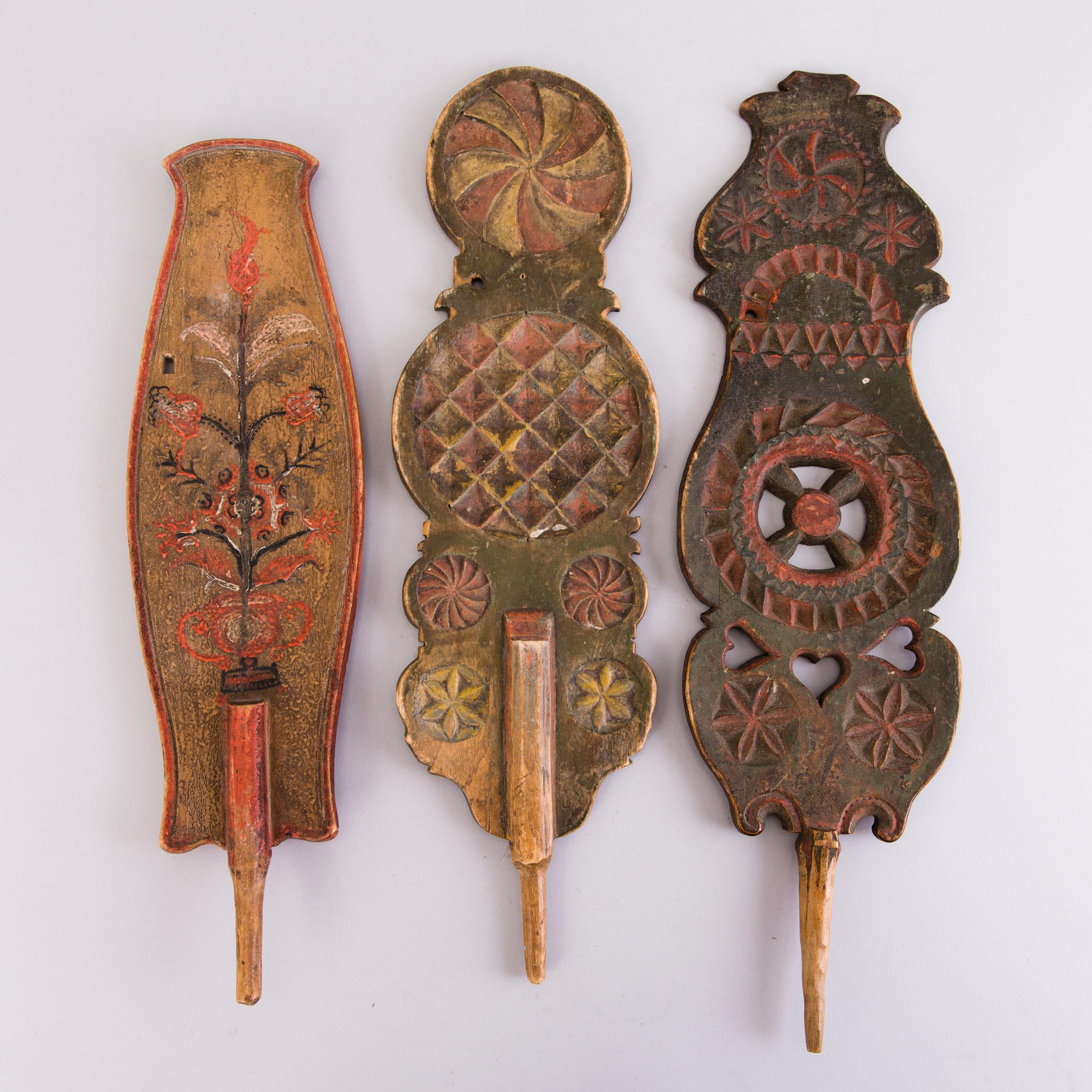 THREE FINNISH DISTAFFS, 19th century.