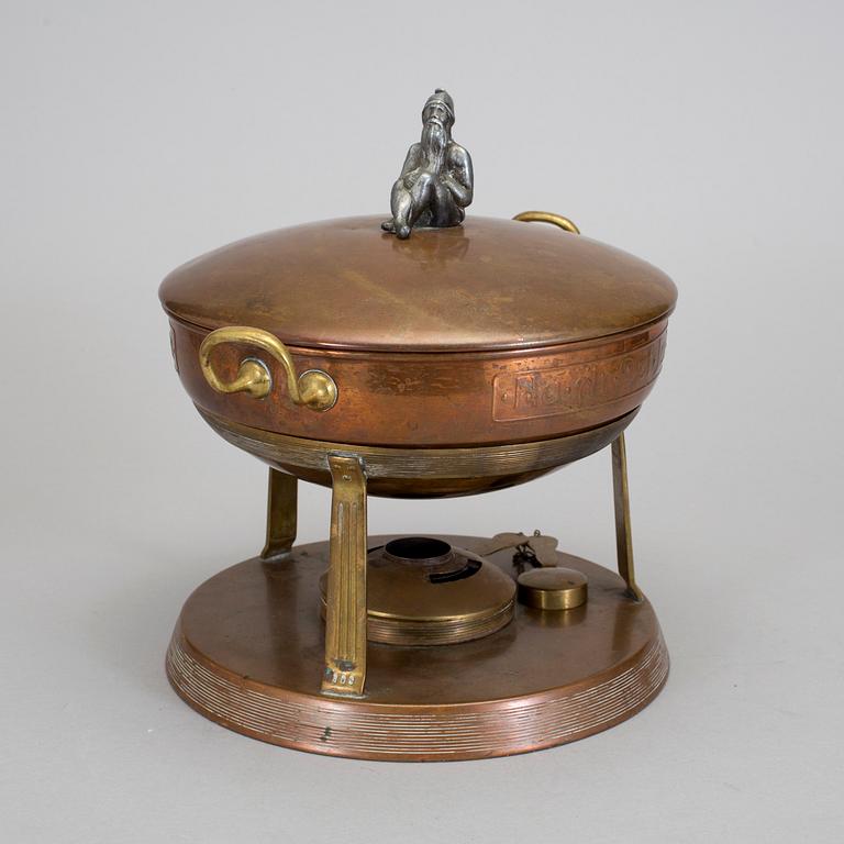 GLÖGGRYTA, koppar, tenn samt mässing, Gustav Eriksson, Eskilstuna, jugend, tidigt 1900-tal.