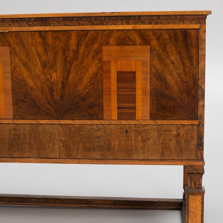 Sideboard, Modell "Brunbäck", Swedish Grace, Svenska Möbelfabrikerna Bodafors, 1930-tal.