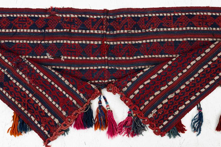 Saddlebag, Tunceli region, eastern Anatolia, ca 157 x 37 cm.