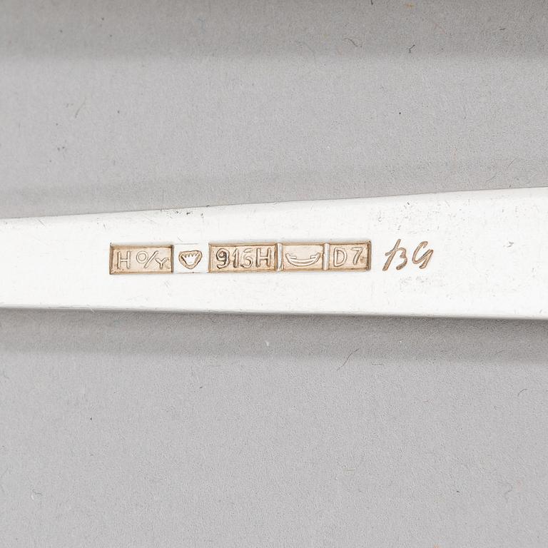 Bertel Gardberg, Aterinsarja, 42 osaa, hopeaa, "Birgitta", Hopeatehdas oy, Helsinki 1956-65.