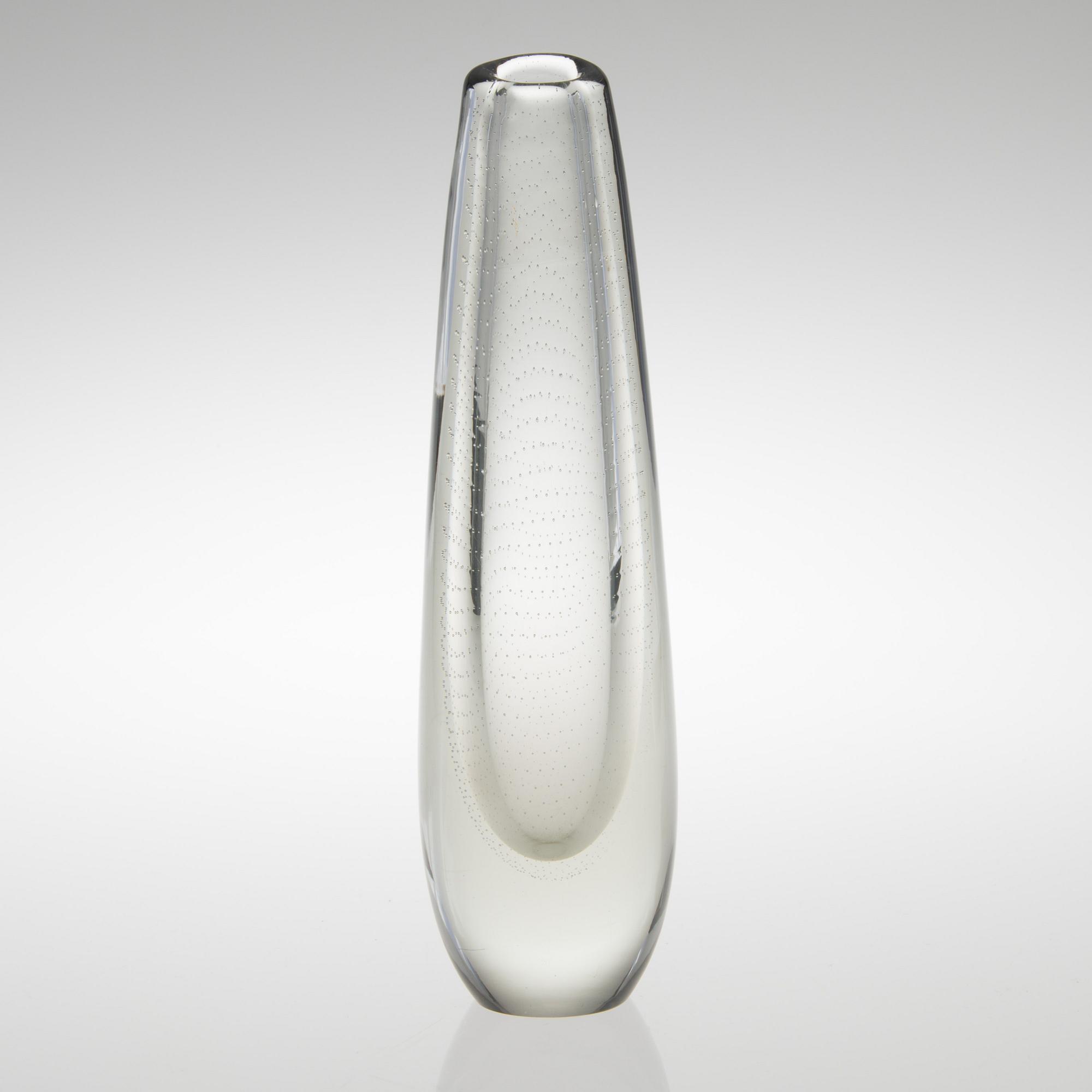 GUNNEL NYMAN, VAS. Signering med syrapenna G. Nyman, Nuutajärvi Notsjö. 1940-talets slut.