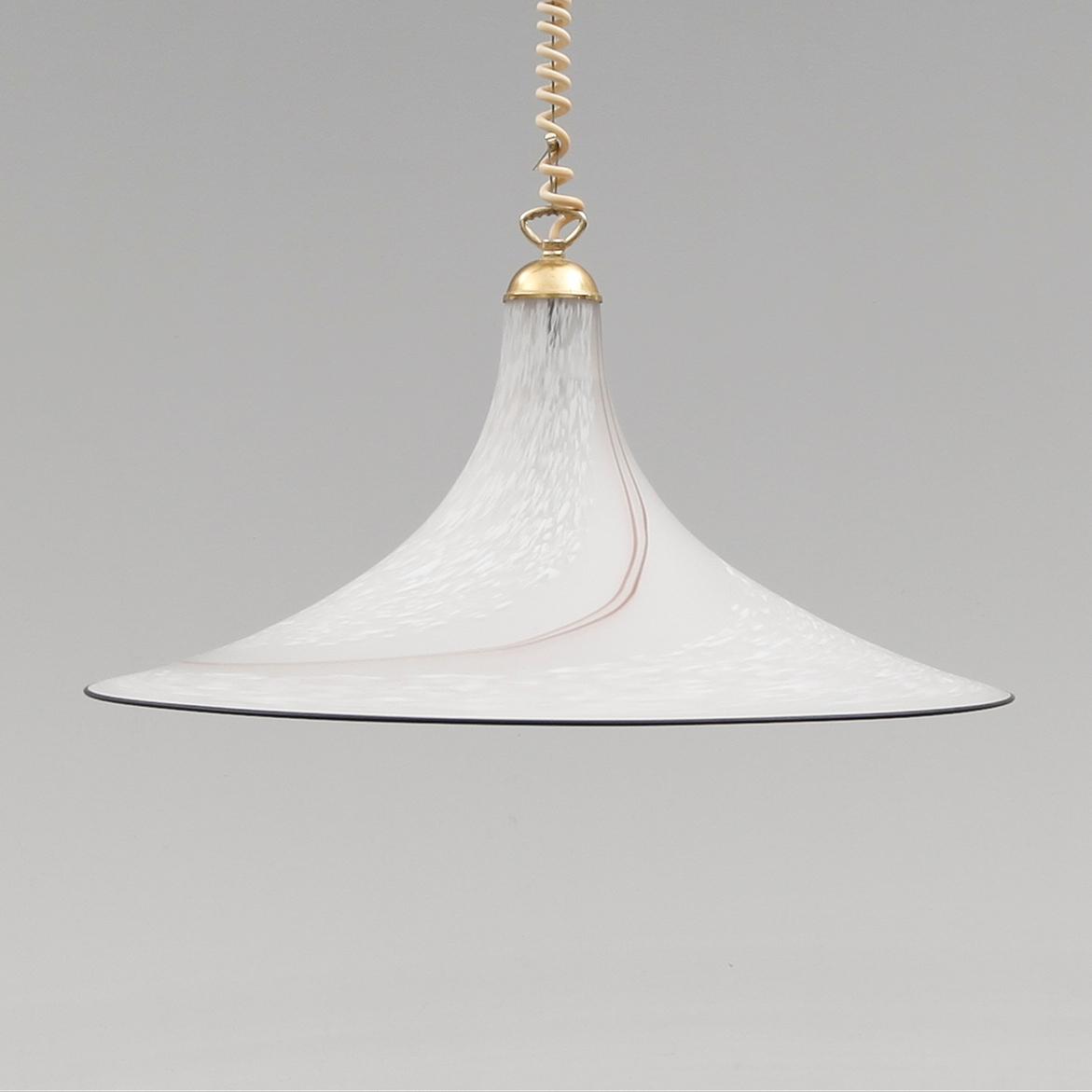 TAKLAMPA, Murano, 1900-talets andra hälft. Höjd ca 35 cm.