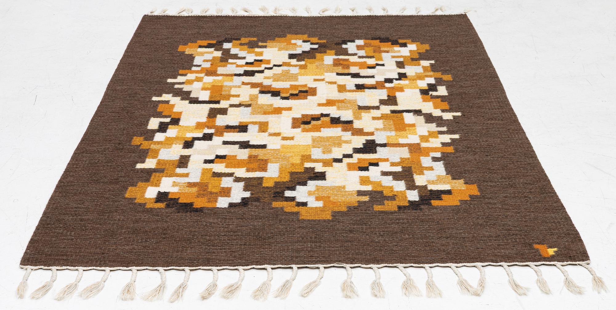 Erik Lundberg, matta, rölakan, "Korall", ca 203 x 141 cm.