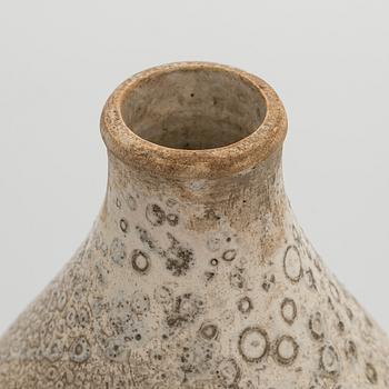 Kyllikki Salmenhaara, a stoneware vase, signed KS -43.