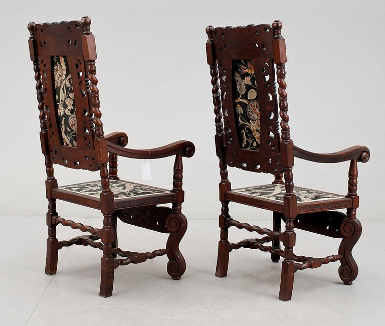 KARMSTOLAR, ett par, barockstil, 1900-tal.