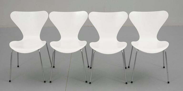 STOLAR, 10st. "Sjuan", Arne Jacobsen, Fritz Hansen.