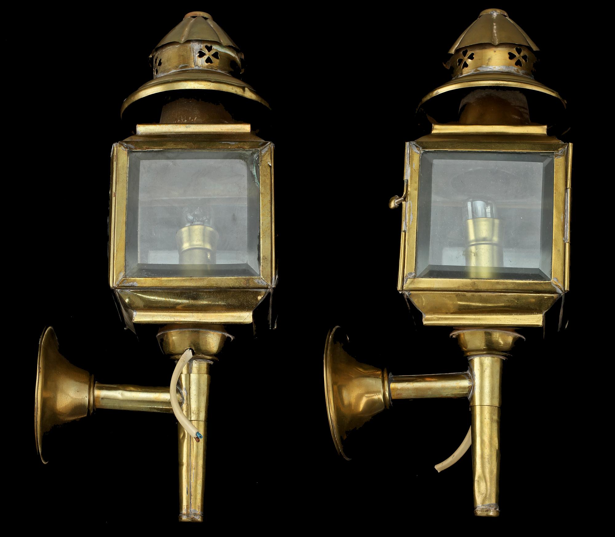 VAGNSLYKTOR, ett par, omkring sekelskiftet 1900.