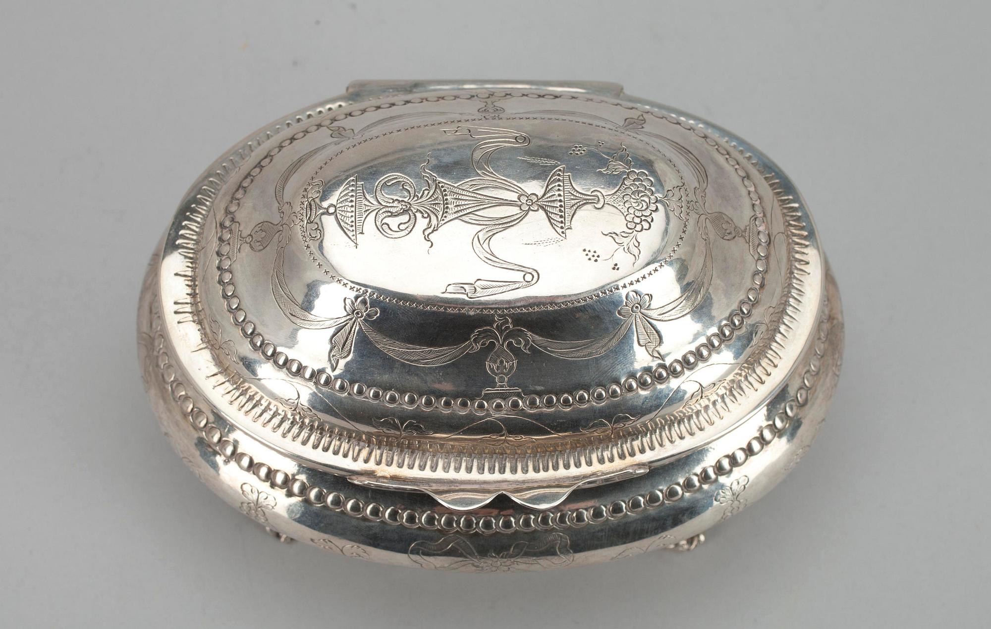 SOCKERSKRIN, silver, guldsmed, Stephan Sawljew, Moskva 1791, Ryssland. Tot. vikt ca 300 gr.