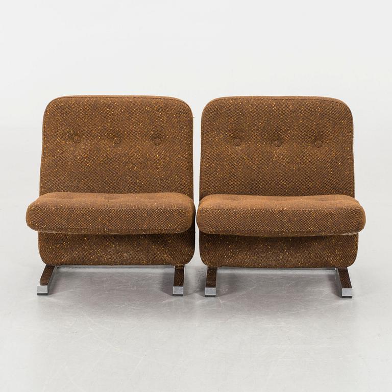 A pair of easy chairs 1970's.