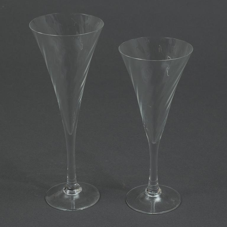 Gunnar Cyrén, a 94-piece "Helena" glass service, Orrefors.