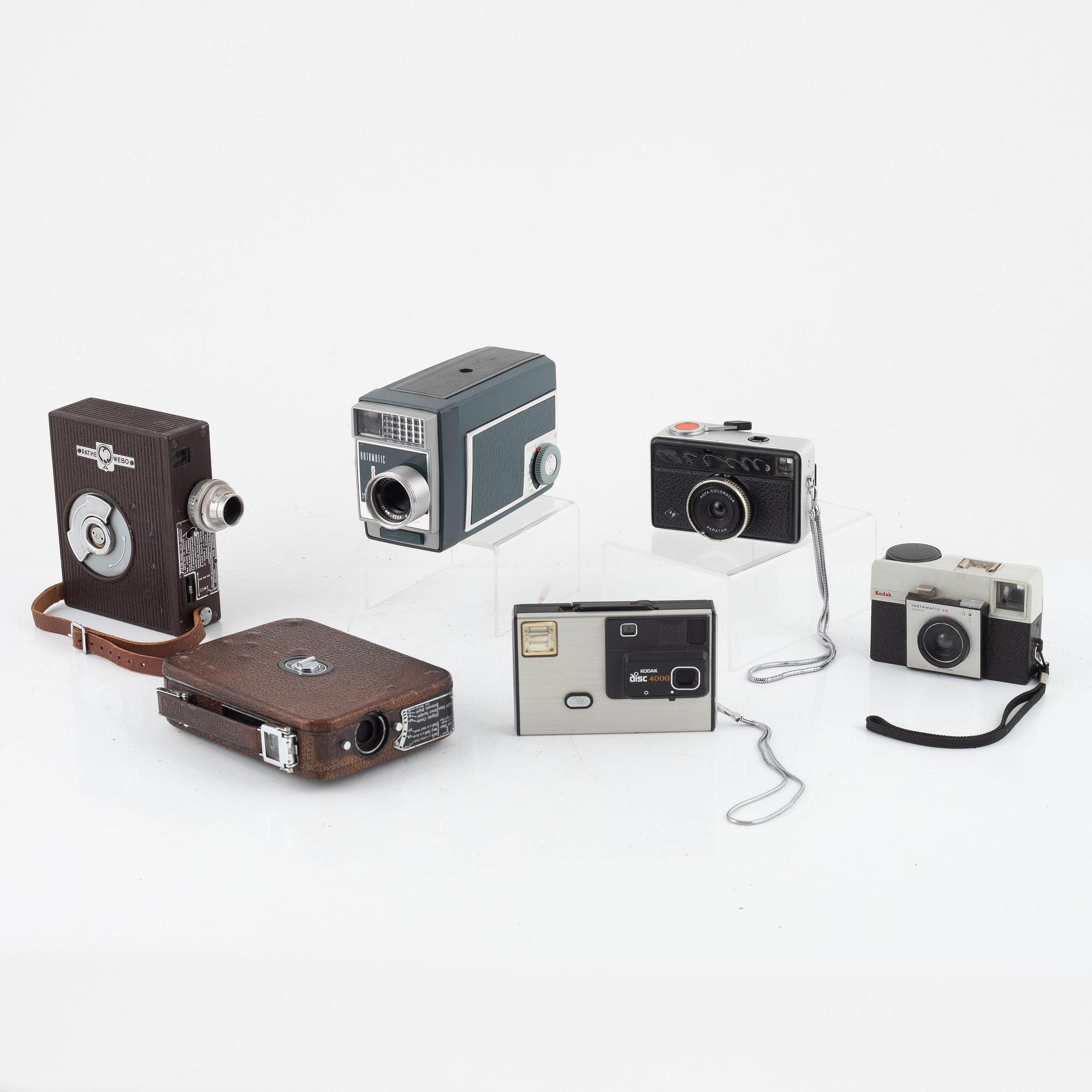 A collection of sex cameras, among otehr Kodak and Agfa. Second half of the 20:th century.