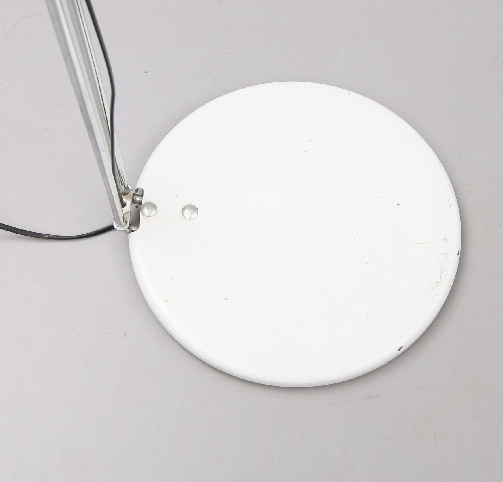 GOLVLAMPA, Modell Mars, design Per Sundstedt, Ateljé Lyktan, Åhus.