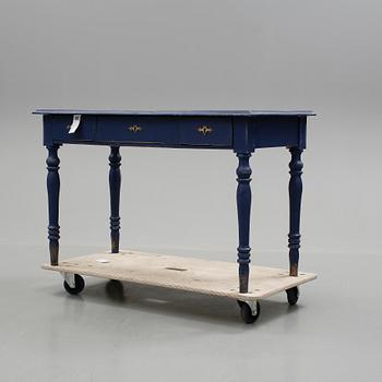 SKRIVBORD, nyrenässans. 1800-talets slut.
