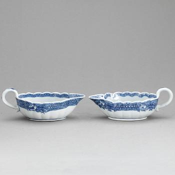 SÅSSNIPOR, 2 st, porslin, Qianlong, Kina 1700-tal.