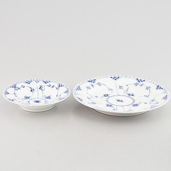 Royal copenhagen, xx pieces of a 'Musselmalet' porcelain service with half lace and full lace pieces, Denmark.