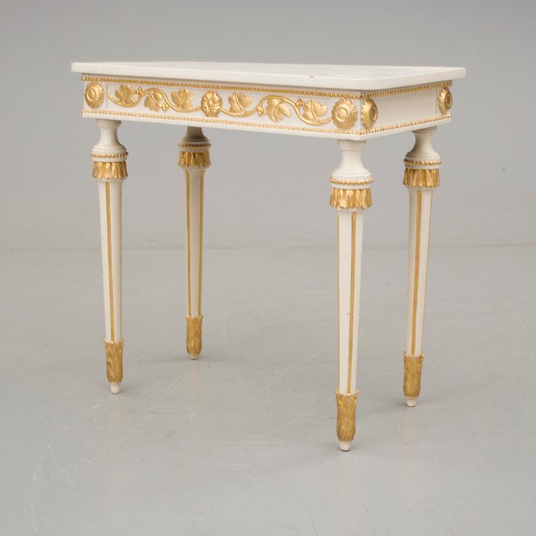 VÄGGBORD, gustavianskt, 1700-talets slut.