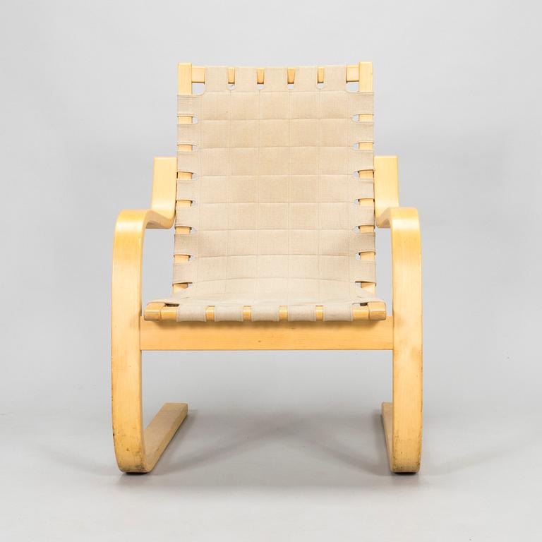 Alvar Aalto, fåtölj, modell 406, Artek, Finland.