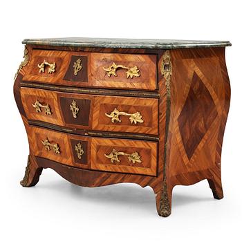 15. A Swedish Rococo 18th century commode presumably by Gustaf Foltiern (master in Stockholm 1771-1804).