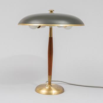 A model B8453 desk lamp from Boréns, from around 1930.