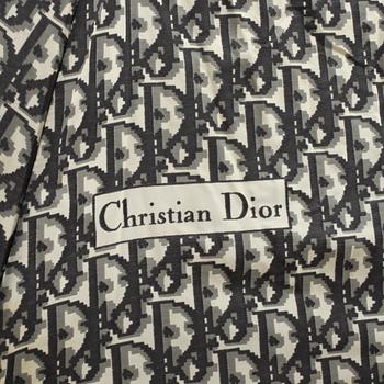 PARAPLY, Christian Dior, Paris.