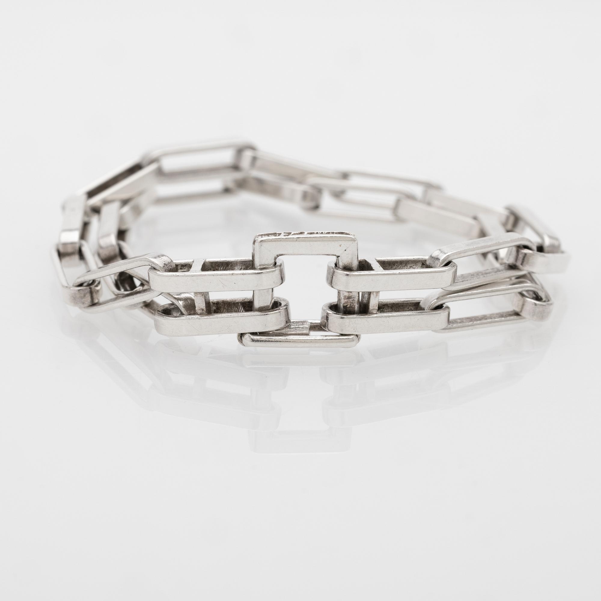 Karl-Ingemar and Cecilia Johansson, Silver bracelet, Gothenburg.