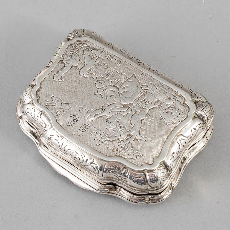 A French 18th century parcel-gilt silver snuff-box.