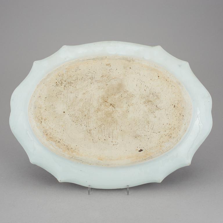 STEKFAT, porslin, Kina, Jiaqing (1796-1820).