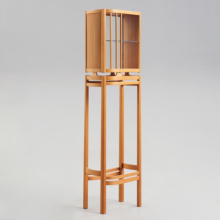 James Krenov, in the manner of, a wooden showcase cabinet, Sweden mid 20th century.