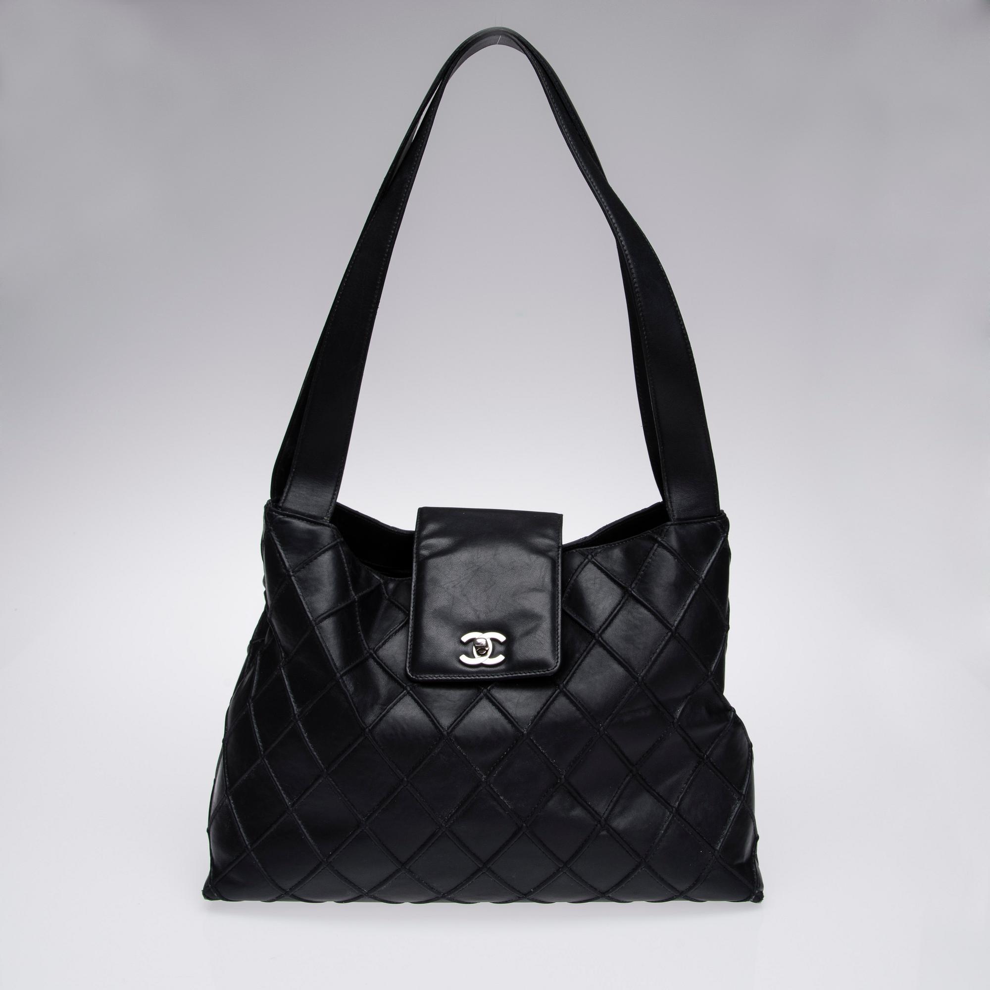 VÄSKA, Chanel.