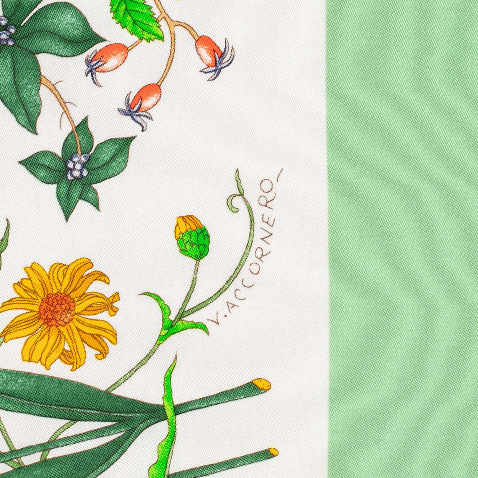 Gucci, a 'Flora' silk scarf.