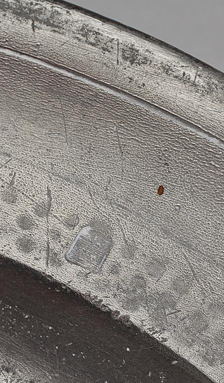 FAT, 3 st, tenn, bland annat troligen Lars Berg, Karlstad, 1747.