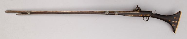 KABYLBÖSSA, flintlås, Nordafrika.